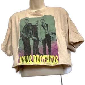 URBAN OUTFITTERS Jonas Brothers Oversized Cropped Graphic TShirt One Size